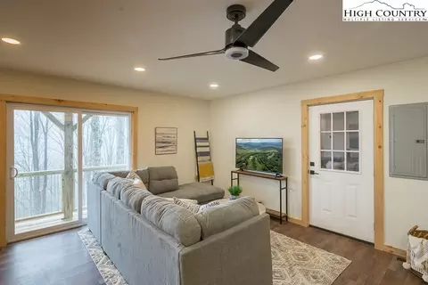 232 Wild Daisy Ln, Beech Mountain, NC 28604 photo 31