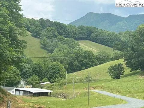 369 B H Duncan Rd, Zionville, NC 28698