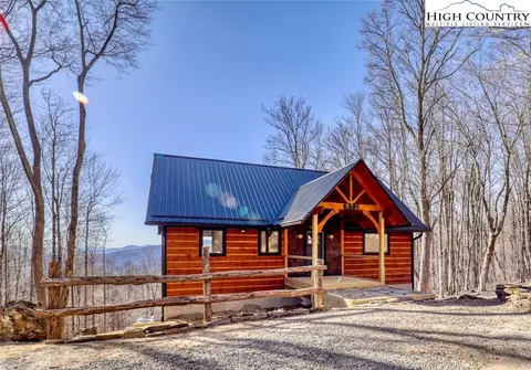 975 Harley Perry Rd, Zionville, NC 28698