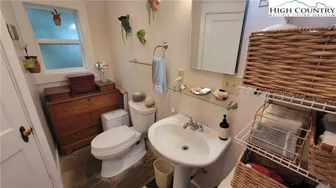 631 Queen St, Boone, NC 28607 photo 32