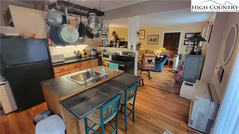 631 Queen St, Boone, NC 28607 photo 29