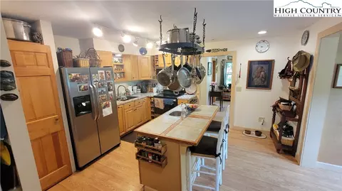 631 Queen St, Boone, NC 28607 photo 13