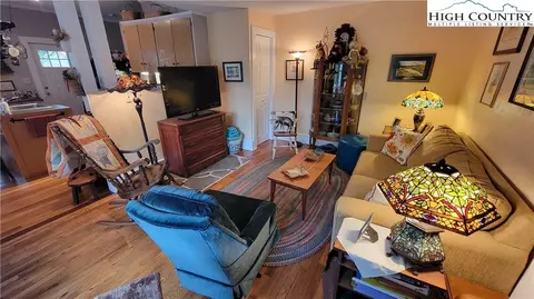 631 Queen St, Boone, NC 28607 photo 27