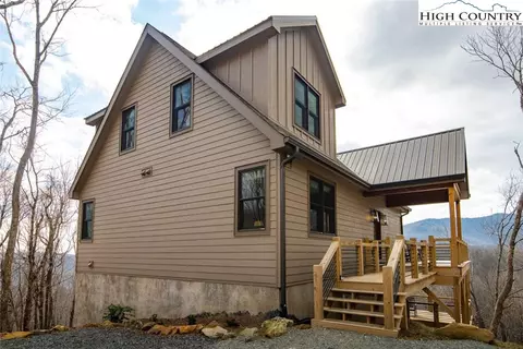 366 Telemark Ln, Seven Devils, NC 28604 photo 3
