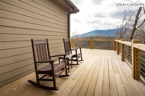 366 Telemark Ln, Seven Devils, NC 28604 photo 5