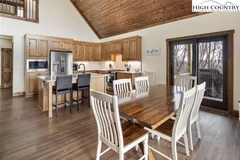 366 Telemark Ln, Seven Devils, NC 28604 photo 15