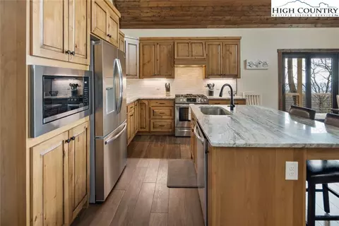 366 Telemark Ln, Seven Devils, NC 28604 photo 12