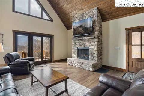 366 Telemark Ln, Seven Devils, NC 28604 photo 9