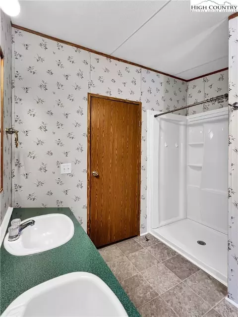 369 Arvil Greer Rd, Vilas, NC 28692 photo 15