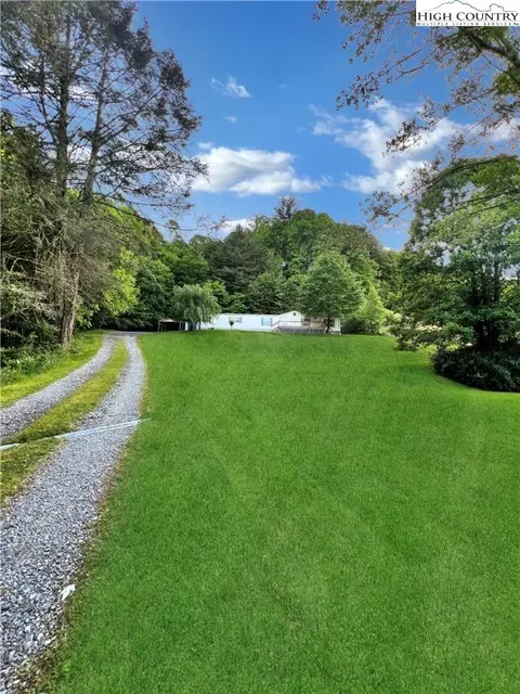 369 Arvil Greer Rd, Vilas, NC 28692 photo 22