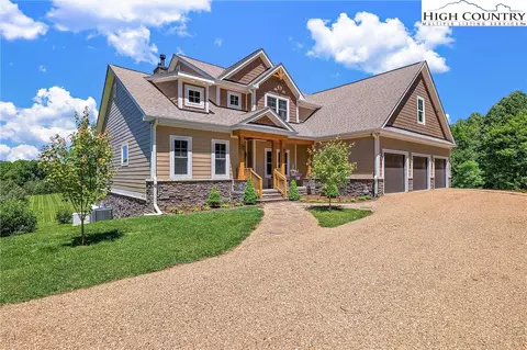 455 Apple Creek Rd, Boone, NC 28607