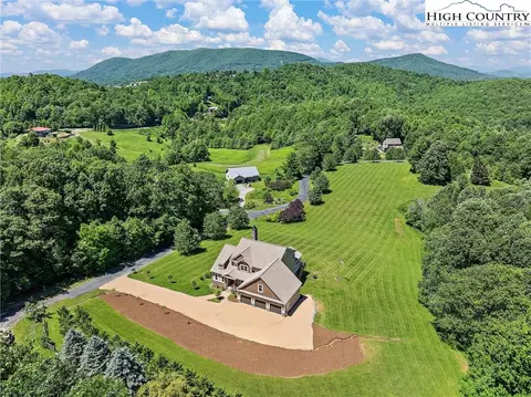 455 Apple Creek Rd, Boone, NC 28607 photo 4