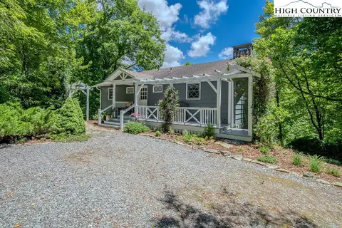 128 Red Rhododendron Rd, Boone, NC 28607 photo 2
