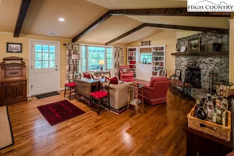 128 Red Rhododendron Rd, Boone, NC 28607 photo 5