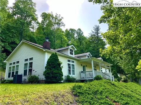 1149 Hamburg Rd, Bakersville, NC 28705
