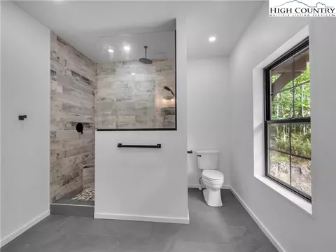 103 Skiway Ln, Beech Mountain, NC 28604 photo 32