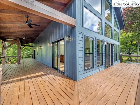 103 Skiway Ln, Beech Mountain, NC 28604 photo 16