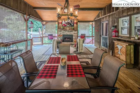 171 River Hollow Rd, Newland, NC 28657