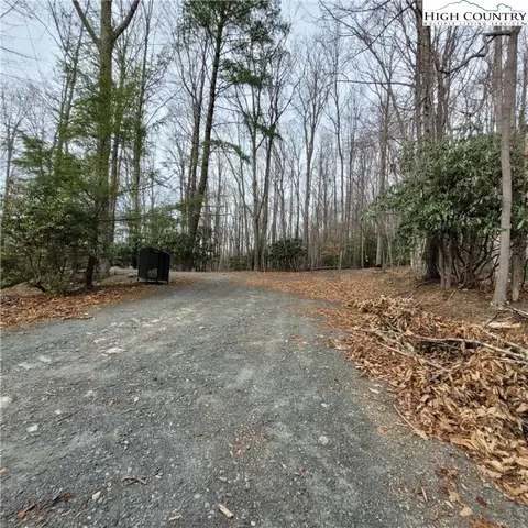 262 Poplar Rd And 106 Cedar Ln, Beech Mountain, NC 28604 photo 14