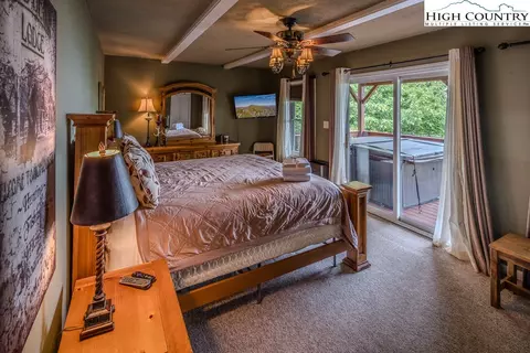251 Four Diamond Dr, Seven Devils, NC 28604 photo 33