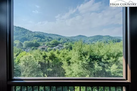 281 Beech, Boone, NC 28607 photo 11