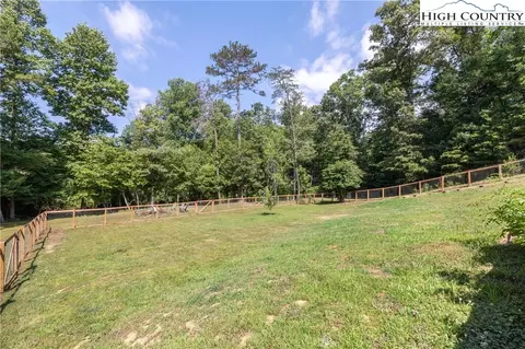 176 Forest River Ln, Traphill, NC 28685 photo 37