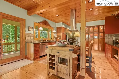 1583 Fall Creek Rd, Purlear, NC 28665 photo 19