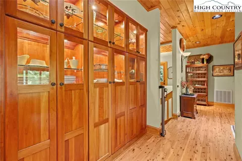 1583 Fall Creek Rd, Purlear, NC 28665 photo 23
