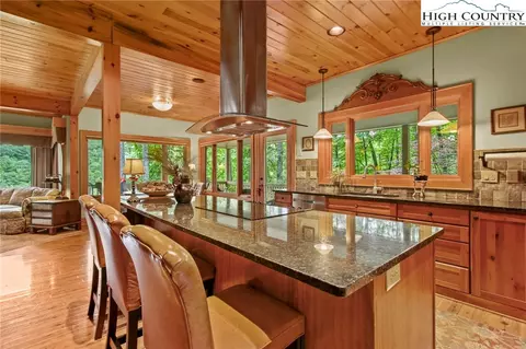 1583 Fall Creek Rd, Purlear, NC 28665 photo 20