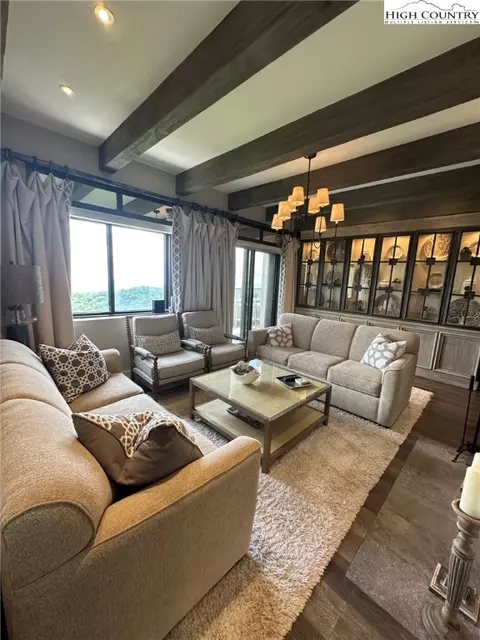 303 Sugar Top Dr #2924, Sugar Mountain, NC 28604