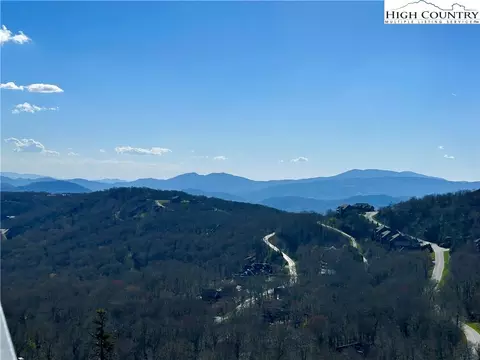 303 Sugar Top Dr #2407, Sugar Mountain, NC 28604