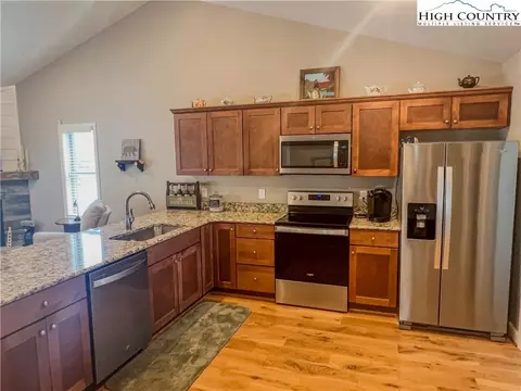 115 Pinebrook Ct #N/A, Boone, NC 28607 photo 8