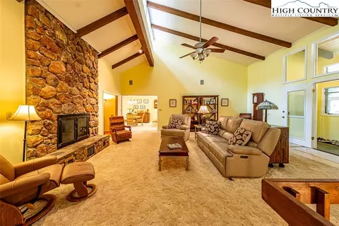 971 Ridge Rd, Roaring Gap, NC 28668 photo 11