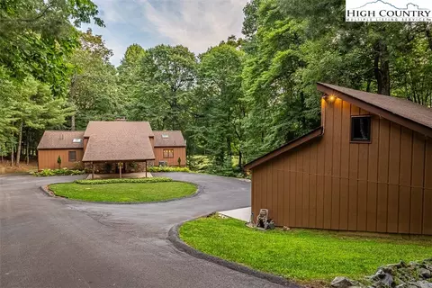 971 Ridge Rd, Roaring Gap, NC 28668 photo 4