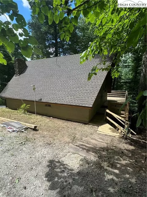 167 Victory Ln, Boone, NC 28607 photo 2