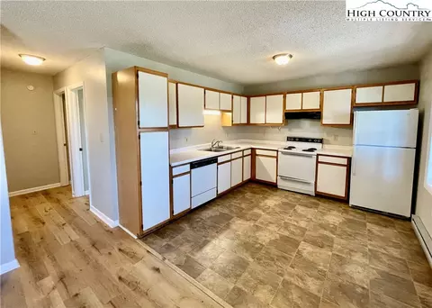 115 Rogers Dr #19, Boone, NC 28607