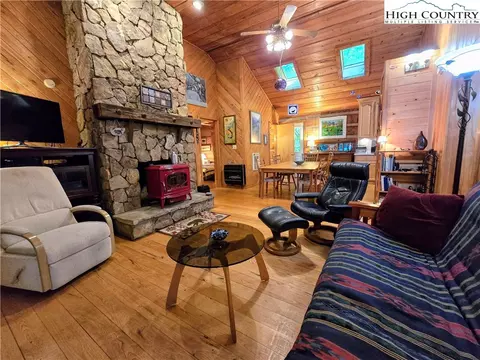 513 Calloway Rd, Boone, NC 28607 photo 5