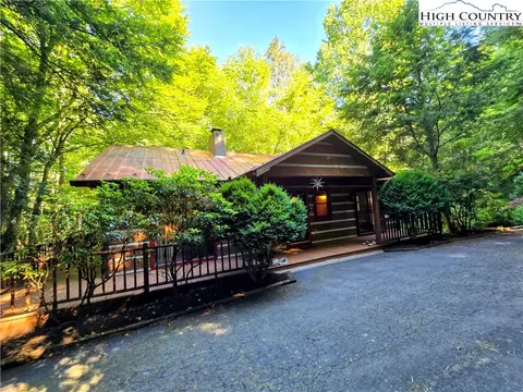 513 Calloway Rd, Boone, NC 28607 photo 2