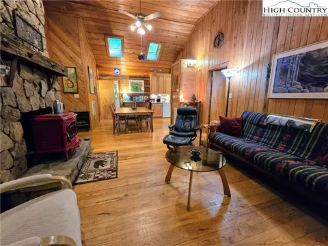 513 Calloway Rd, Boone, NC 28607 photo 4