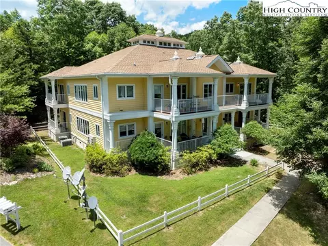 147 Moonlight Ridge Rd #2B, Boone, NC 28607
