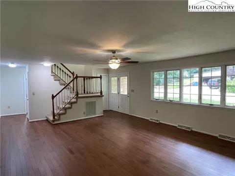 765 Hillcrest Cir, Boone, NC 28607 photo 8