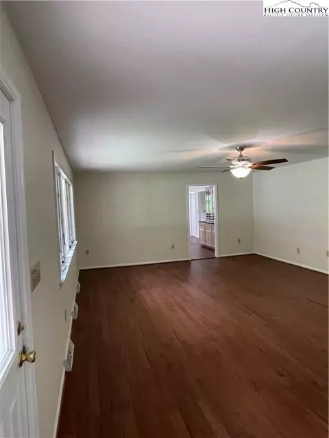 765 Hillcrest Cir, Boone, NC 28607 photo 9