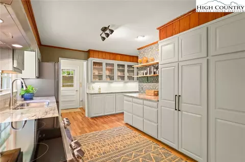 150 Blue Ridge Ave, Boone, NC 28607 photo 13