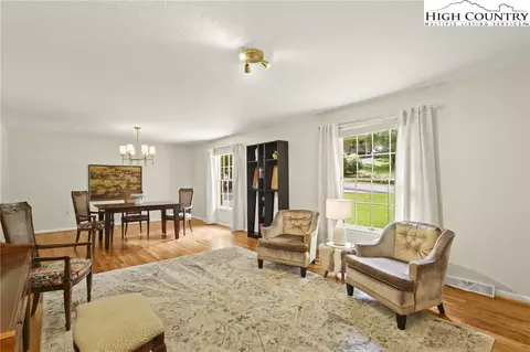 150 Blue Ridge Ave, Boone, NC 28607 photo 5