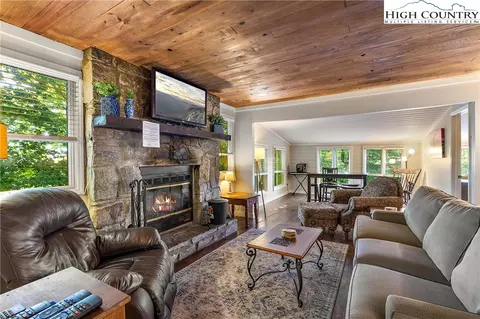 132 Sassafras, Deep Gap, NC 28618 photo 7
