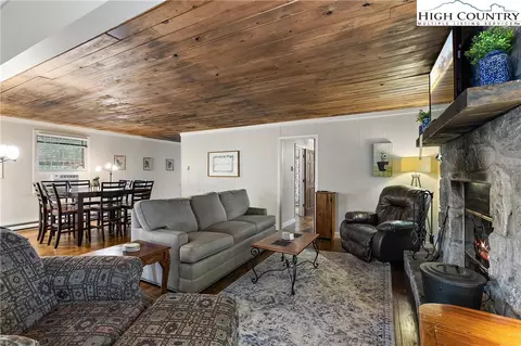132 Sassafras, Deep Gap, NC 28618 photo 9