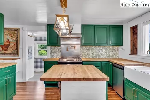 895 Collins Rd, Sparta, NC 28675 photo 18
