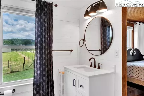 895 Collins Rd, Sparta, NC 28675 photo 14