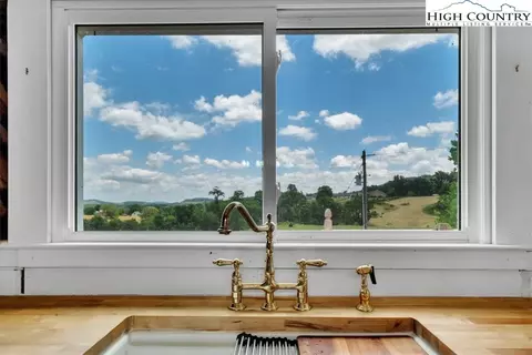 895 Collins Rd, Sparta, NC 28675 photo 16