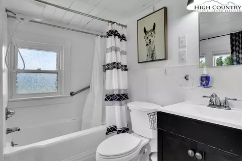 895 Collins Rd, Sparta, NC 28675 photo 24
